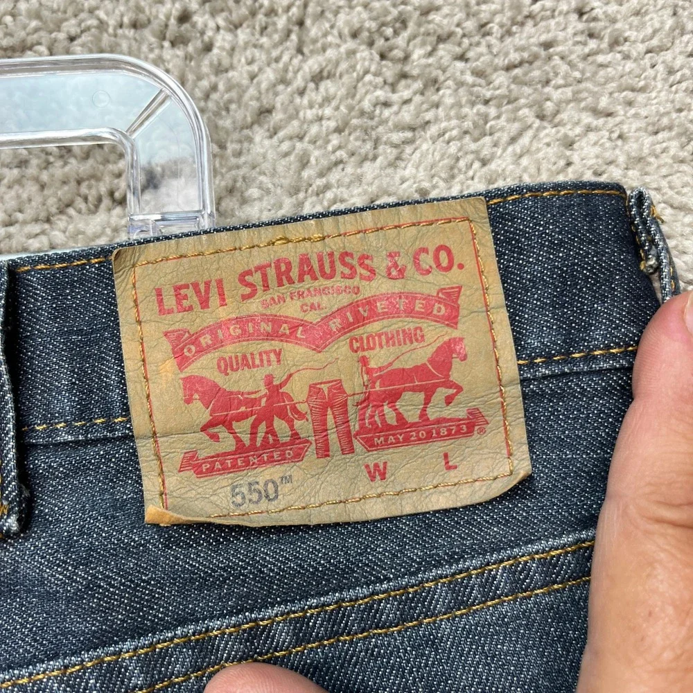 Levi's 550 Jeans Men 44x29 Dark Wash 5-Pocket Straight Leg Relaxed Fit Denim EUC